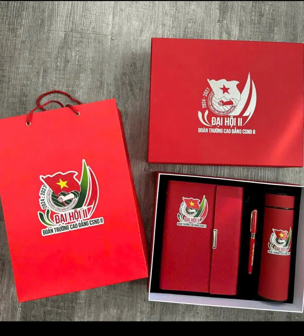 Set Quà Tặng Đại Hội In Logo Theo Yêu Cầu